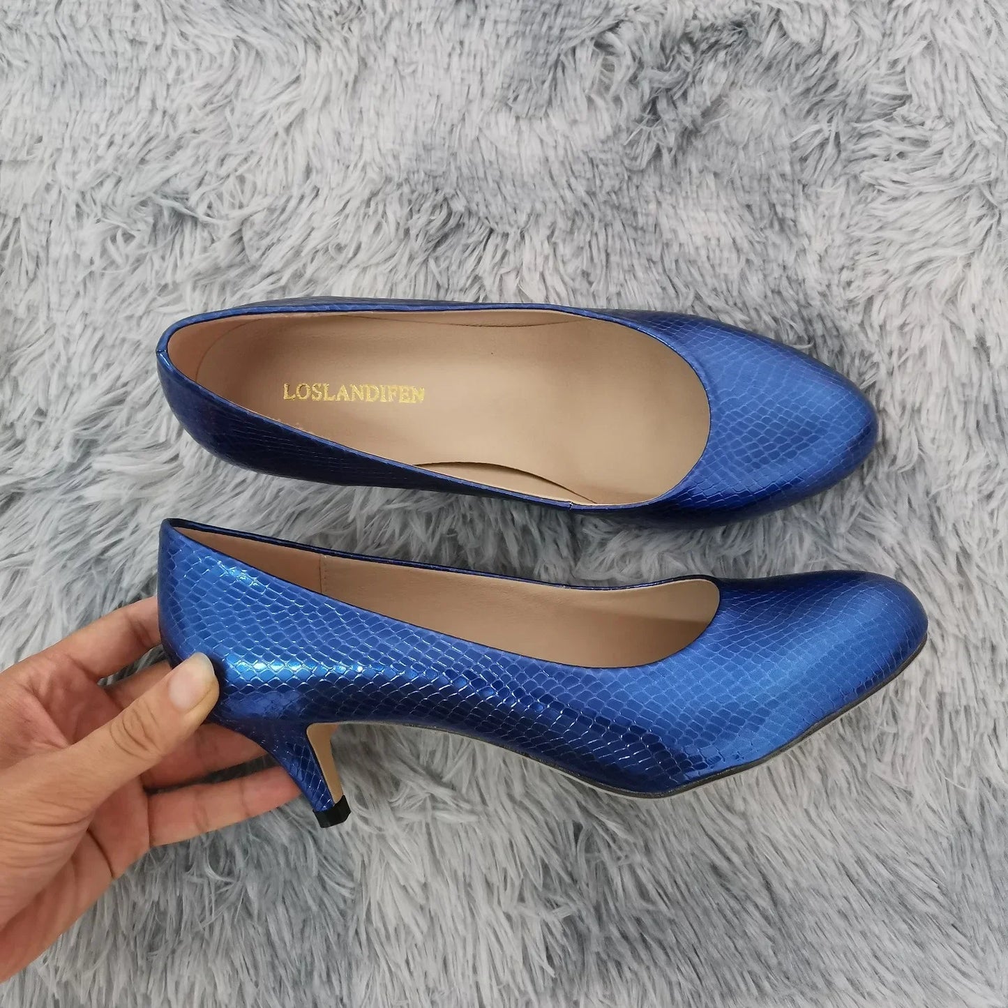 Women Pumps Crocodile Sexy 5cm Low Heel Ponited Toes High Heels Fashion Comfort Office Stilettos Party Dress Red Wedding Shoes