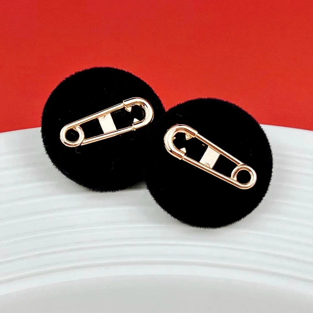 10 Pieces Chic Metal Pin Design Black Flocked Round Buttons Women's Blazer Jacket Tweed Coat Jumper Decorative Resin Buttons