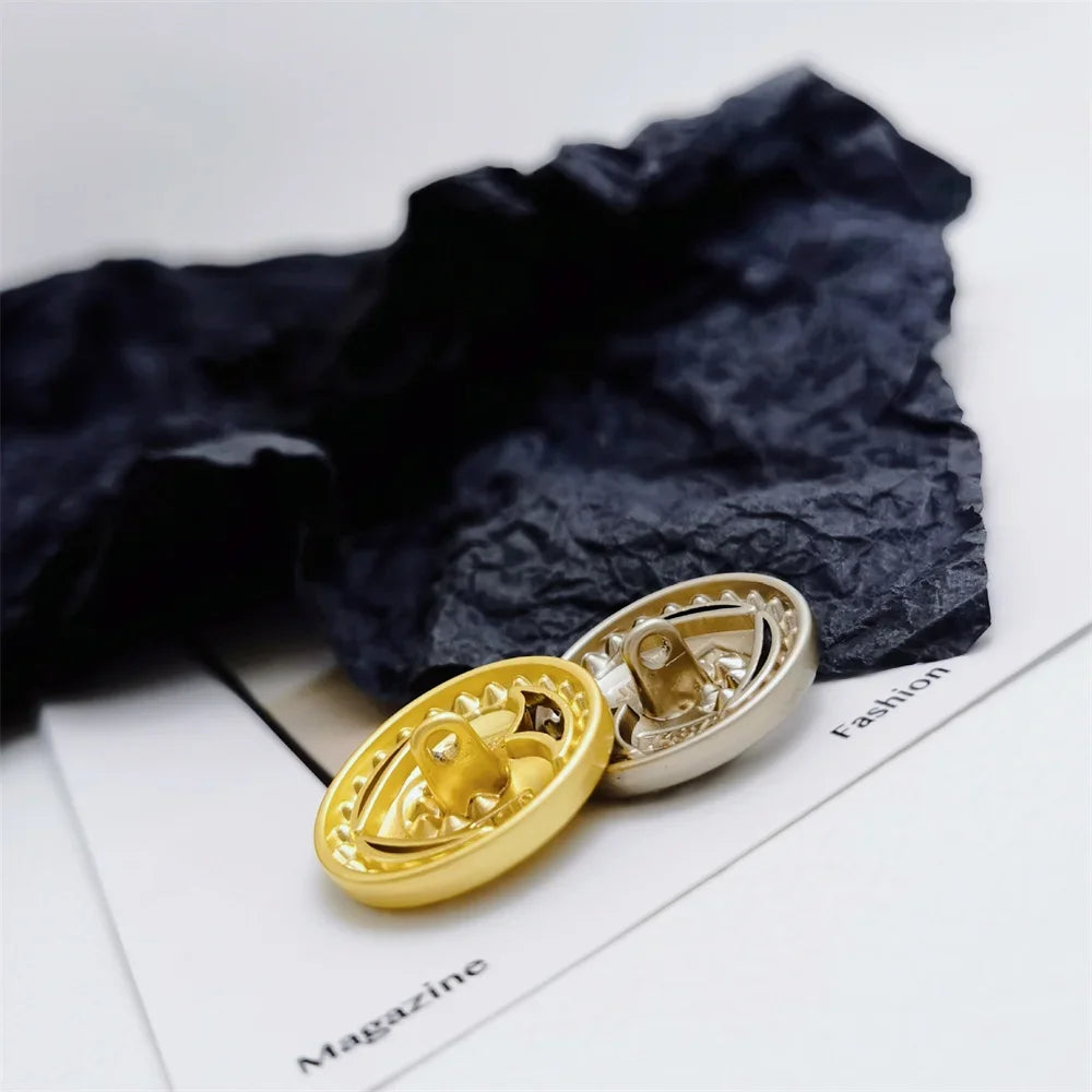 10 Pieces/set Fashion Heart Metal Hand Sewn Buttons, Exquisite Woolen Coat Jacket, Suit Windbreaker Buttons