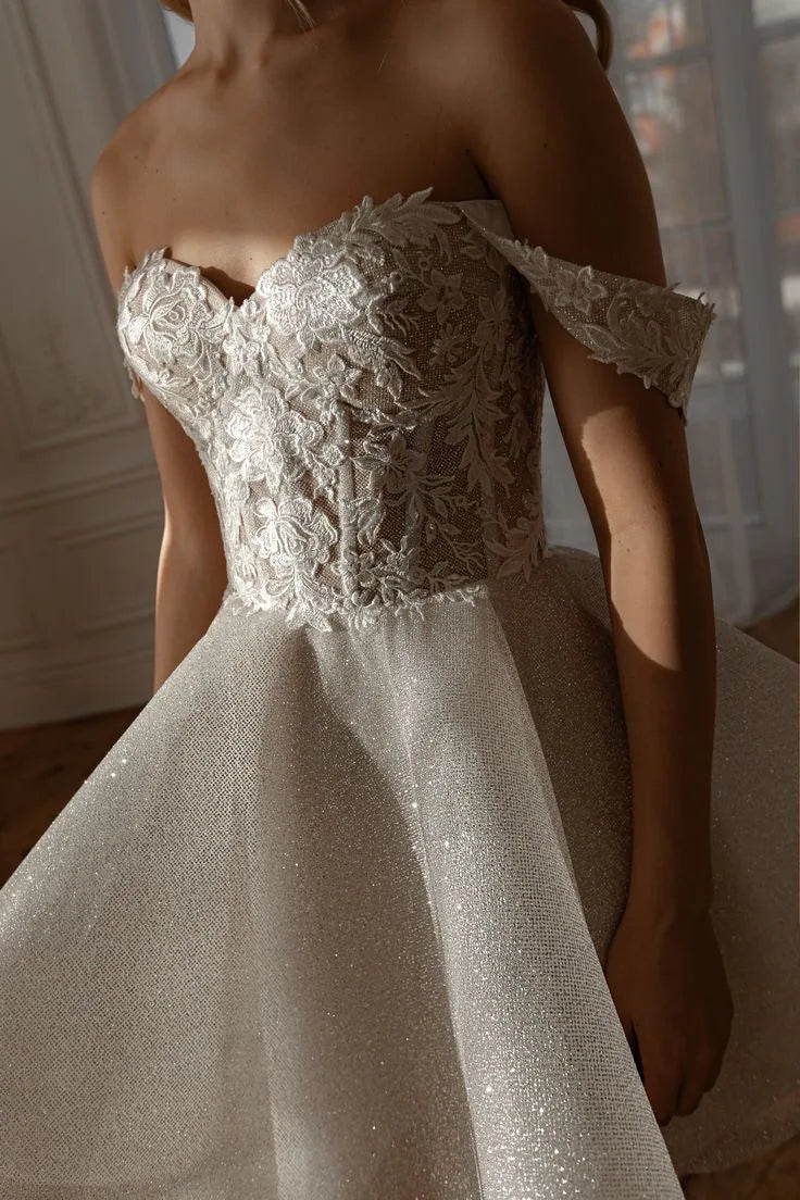 Gorgeous Off Shoulder Sweetheart Short Wedding Dress Flower Lace Sparkling Gaul Mini A-line Wedding Dress Customization