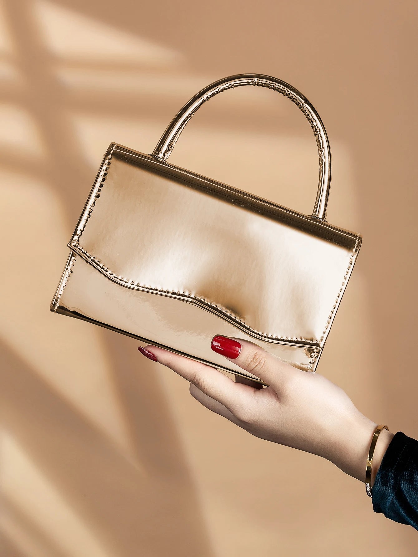 Sparkling, luxurious and charming party tote bag, perfect purse for party girls, brides, ladies, best gift for your loved ones.