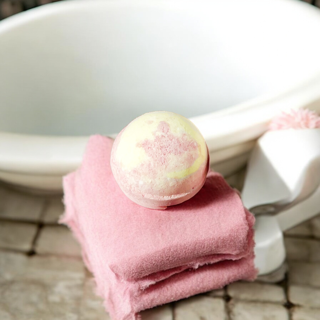 Georgia Peach Large Bath Bomb - 8oz