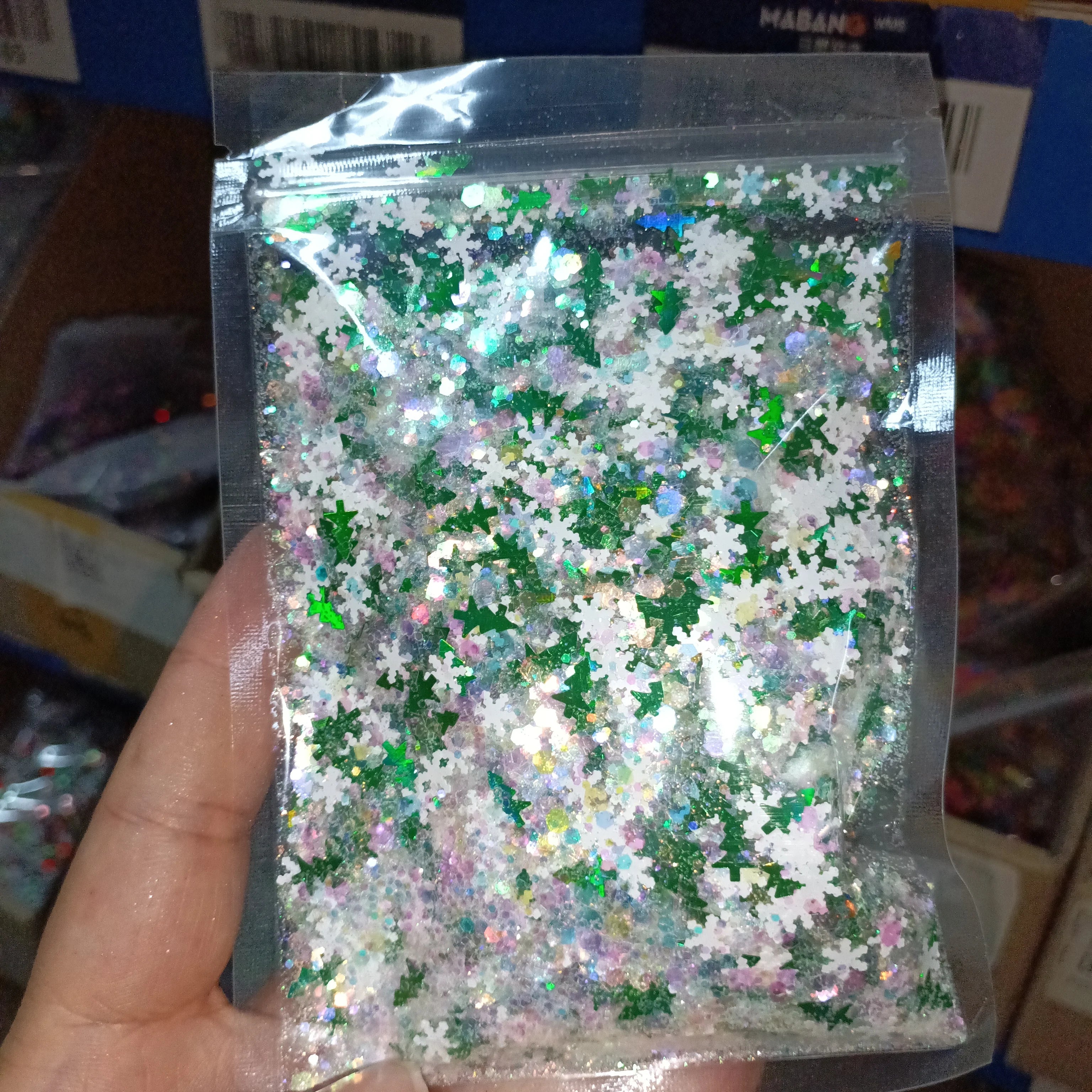 1Bag 50g Christmas Glitter Nail Art Sequins 3D Xmas Tree Snowflakes Star Nail Sparkly Flakes Sequin Manicure Holiday Decorations