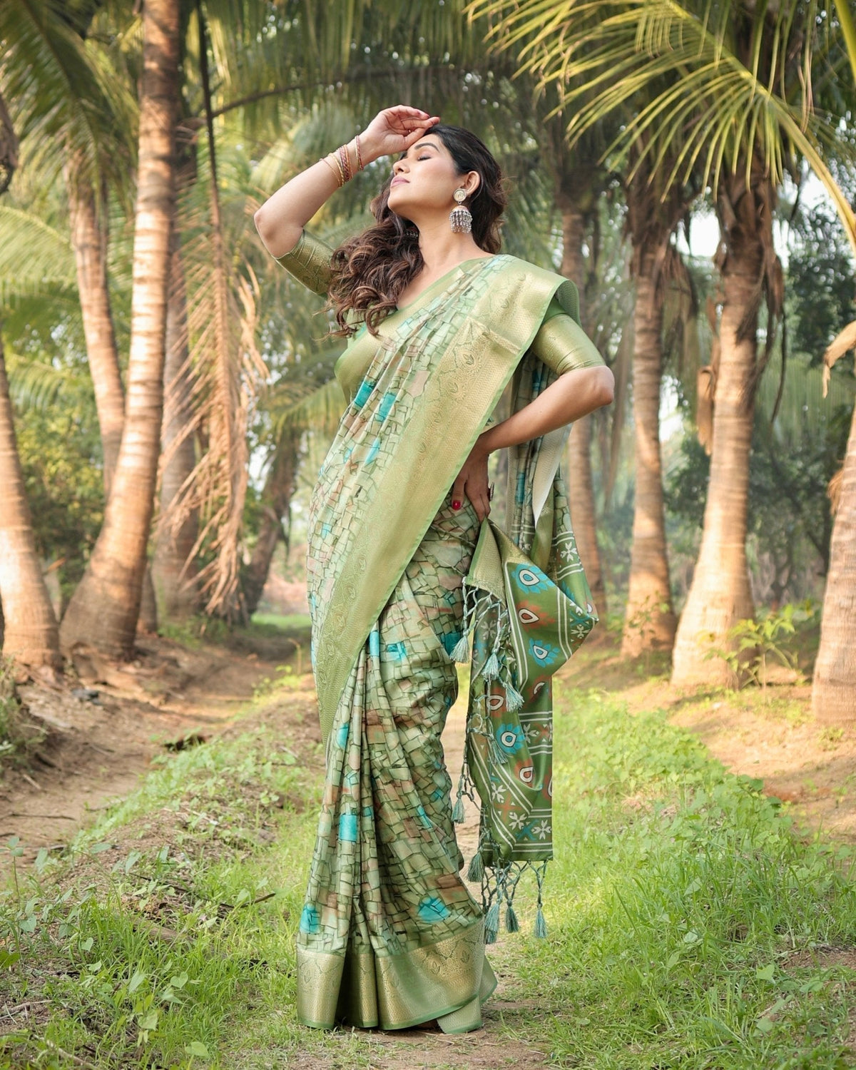Elegant Light Green Tussar Silk Saree with Zari Motif Border and