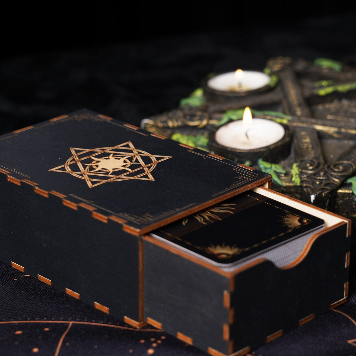 Wooden Tarot Card Box - Engraved Sun and Stars