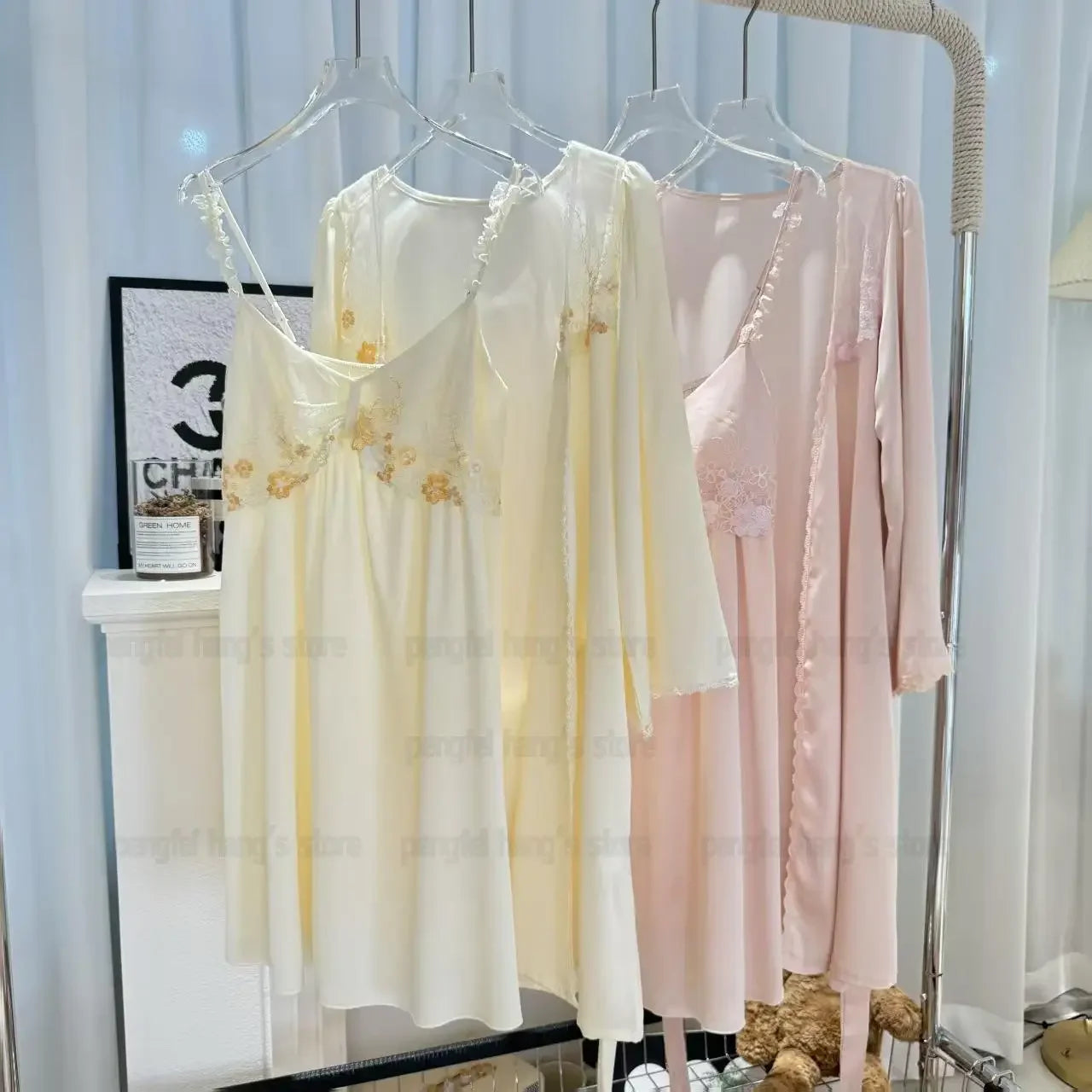 Yellow Princess Style Robe Set Sexy Lingerie Underwear Women Satin Sleepwear Sexy Lace Chemise Nightdress Short Bathrobe Suit