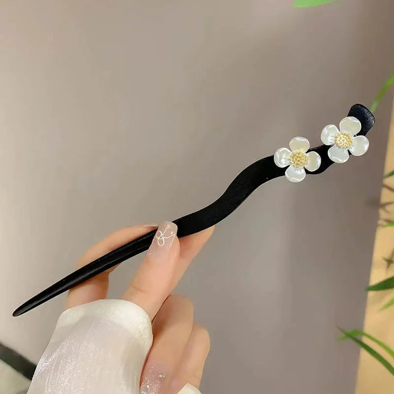 Vintage Chinese Style Wooden Flower Hair Sticks Pearl Hairpin Jewelry for Women Temperament Hair Accessories Wedding Styling Gif