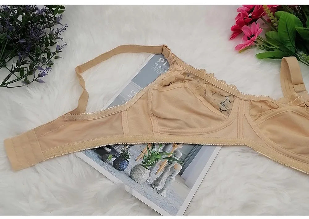 Pure white khaki Sexy Lace BraS For Women Thin Breathable Bra Wireless Soft Underwear lace Lingerie Size 34D 36D 38D 40D 42D C31
