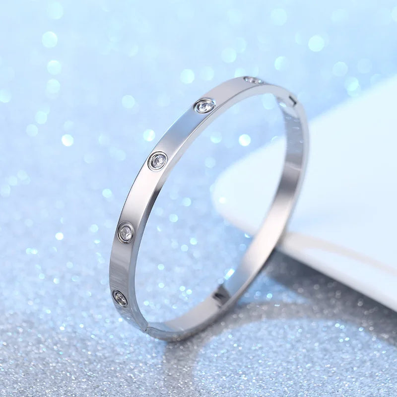 Men's Fashion Sparkling Bangle Bracelet Gold Love Bracelet Light Luxury Ins Hand Jewelry Gift for Women Men