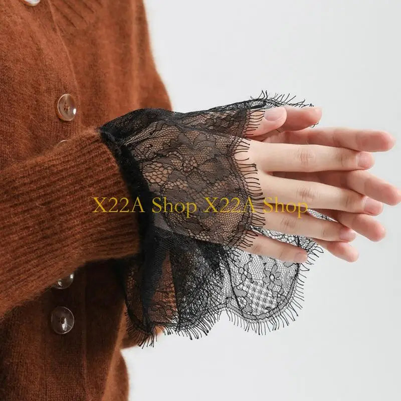 Unique Wedding Party Pleated Ruffle Cuffs Delicate Wrist Cuffs Embellishment for Bride