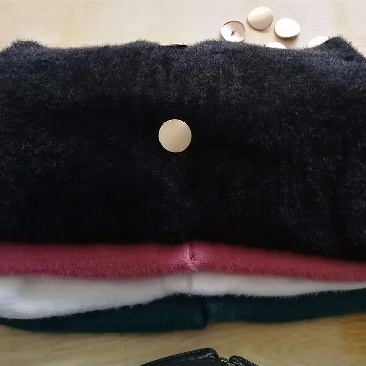 Women Autumnn New Chic Fashion Fluffy Soft Plush V-neck Knitted White Cardigan Sweater Coat Korean Fashion Tops Y2k