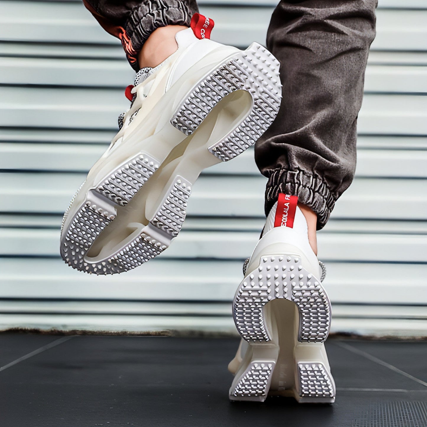 AeroBlade™ – Knife-Edge Flying Knit Sneakers