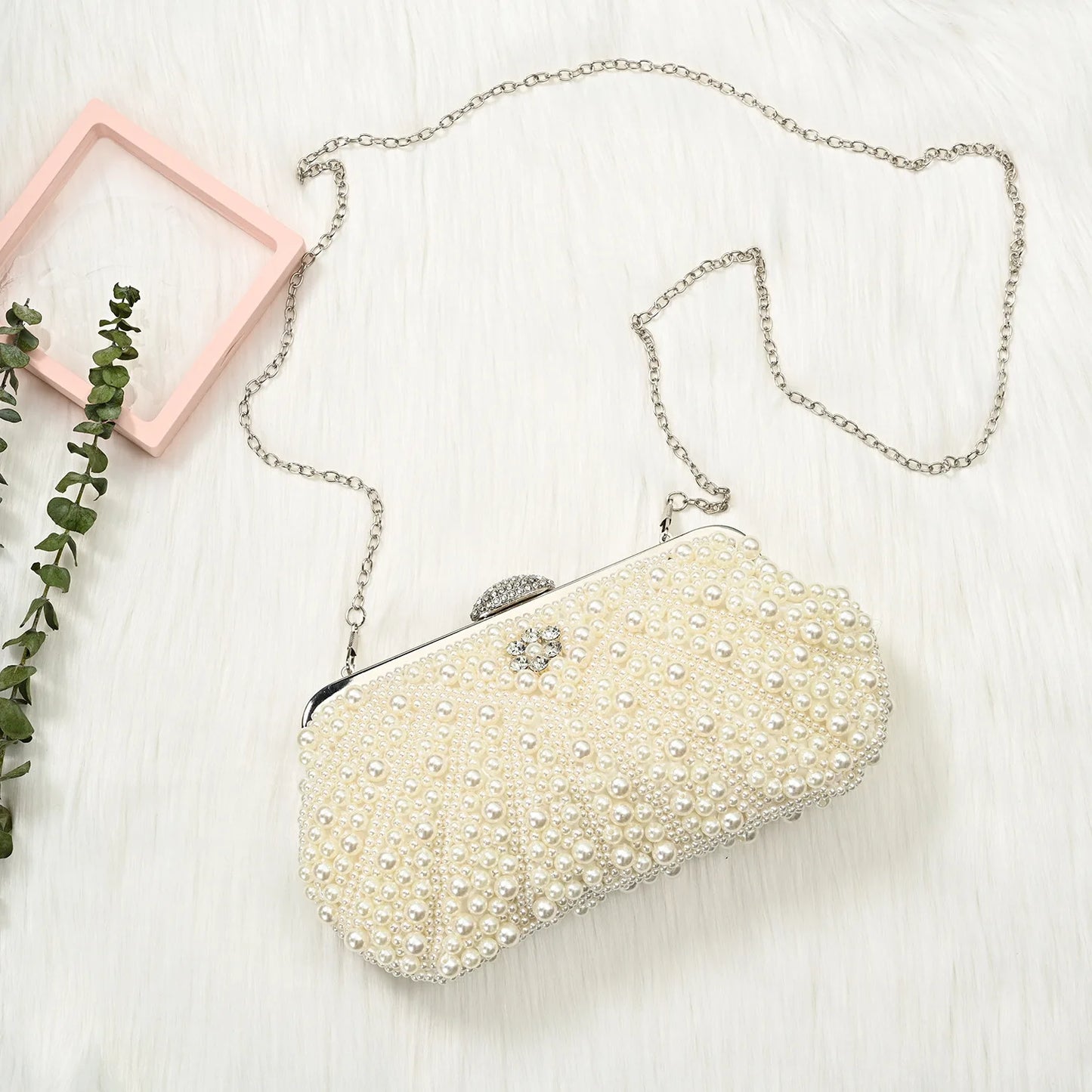 2023 New Shell Pearl Rhinestone Dinner Bride Dress Shoulder Bag Small Banquet Bag Cocktail Party Handbag Evening Clutch Purse