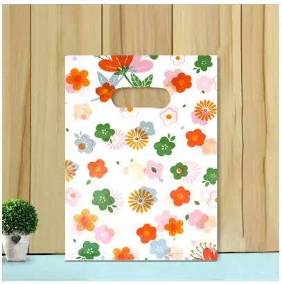 50pcs Multi Style Plastic Handle Bag 15*20cm Small Jewelry Packing Bag Party Favor Bags For Candy Cookie Gift Packaging Bag