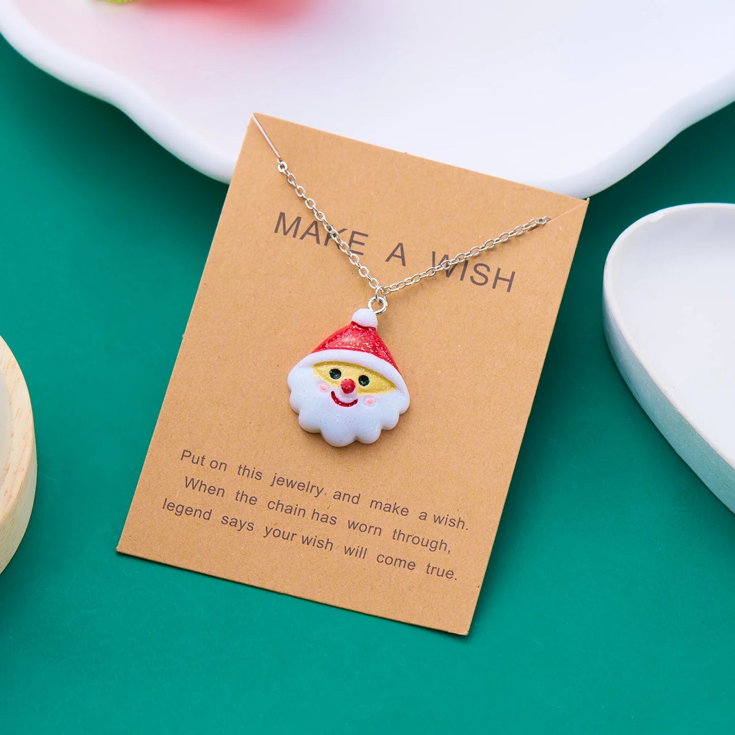 New Trendy Christmas Necklace for Women Girls Resin Cartoon Santa Claus Snowman Xmas Tree Pendant Clavicle Choker Party Gifts