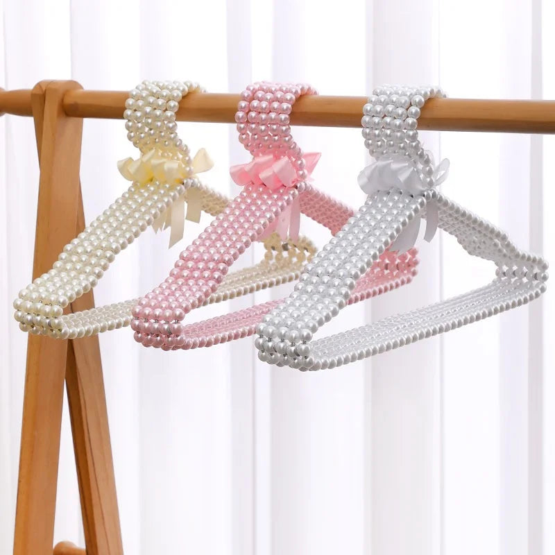 50Pcs 40cm Pearl Clothes Hangers Elegant Bridesmaid Hangers Closet Coat Storage Organizer Bowknot Standard Wedding Adult Hangers