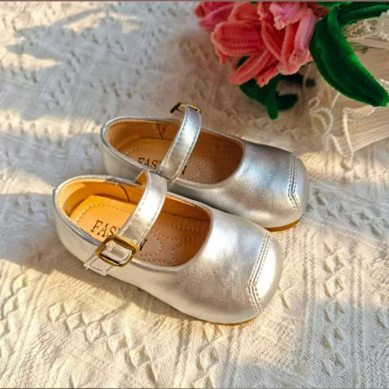 Children's Leather Shoes 2025 Autumn New Bean Shoes Shallow Mouth Princess Shoes Fashion Shoes Girls' High Beauty Baby Shoes