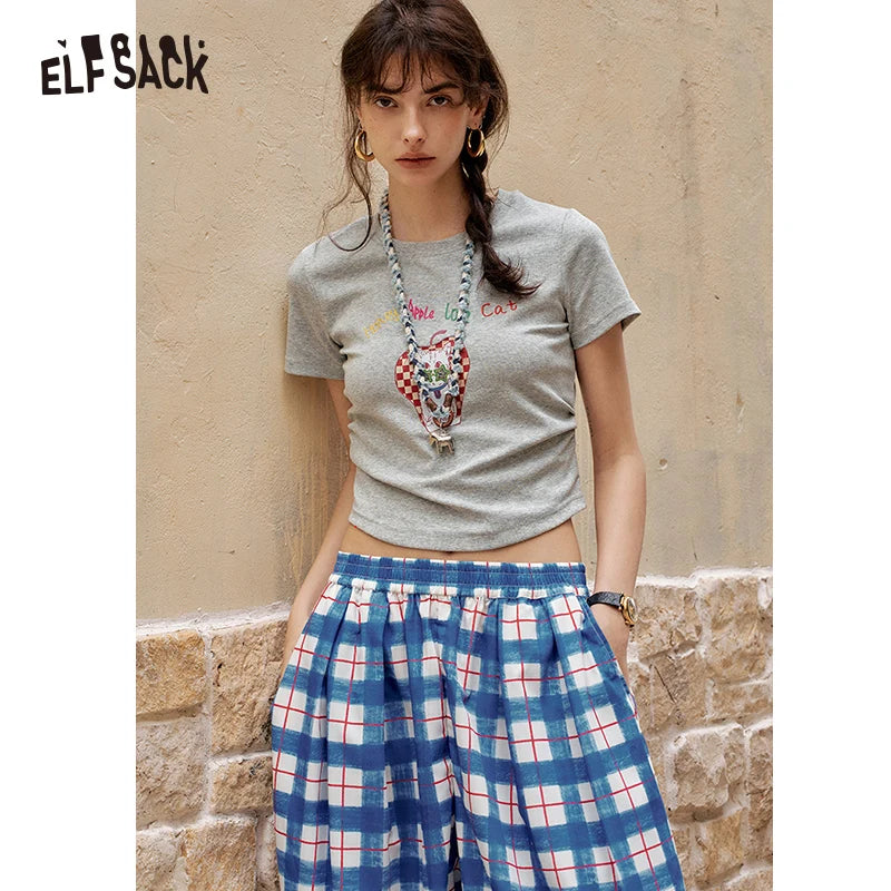 ELFSACK 2025 Summer New Arrivals White Fruit Print Pleated Short Sleeve Chic T-Shirt For Women