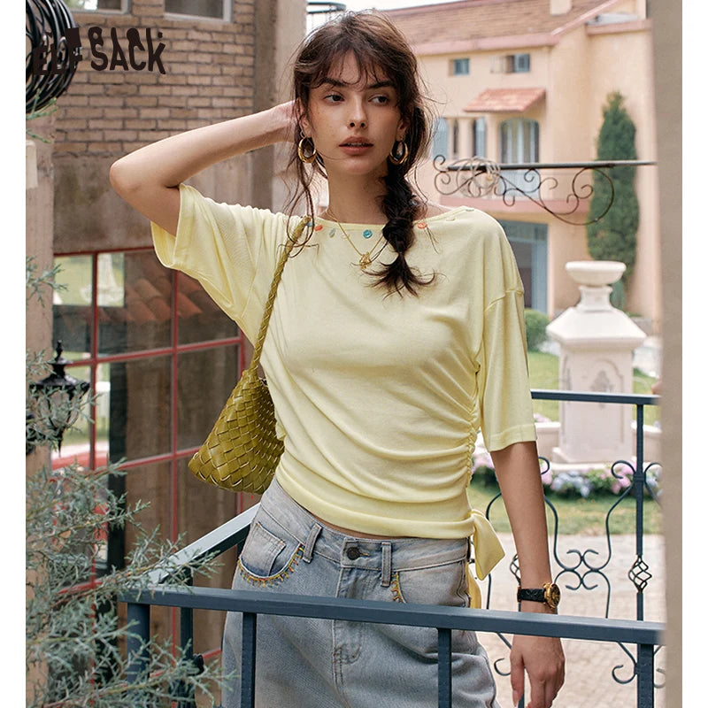 ELFSACK 2025 Summer New Arrivals Back Hollow Lace Up White Short Sleeve Chic T-Shirt For Women