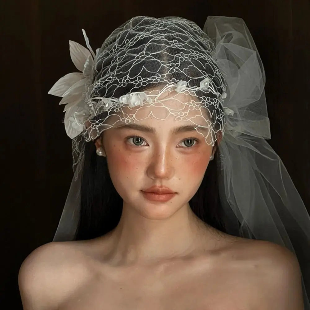 New Retro Bridal Headdress French Style Elegant Bridal Lace Floral Hat Banquet Luxury Wedding Headband Hair Accessories