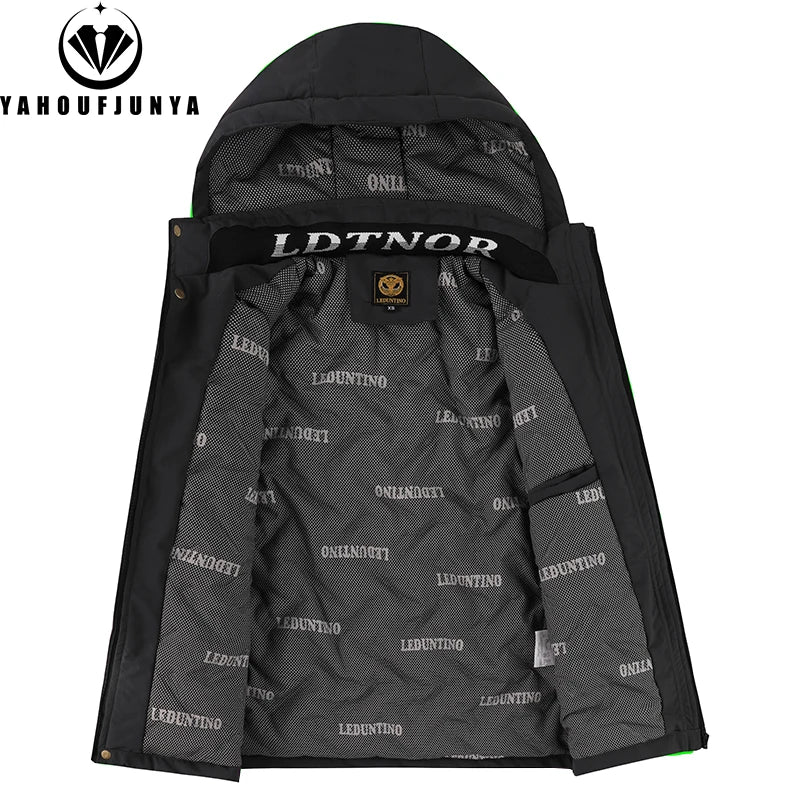 Winter Men Outdoor Windbreak Warm Travel Jacket Men Hooded Casual Fashion Sport Waterproof Climbing Trekking Jacket Male Coat