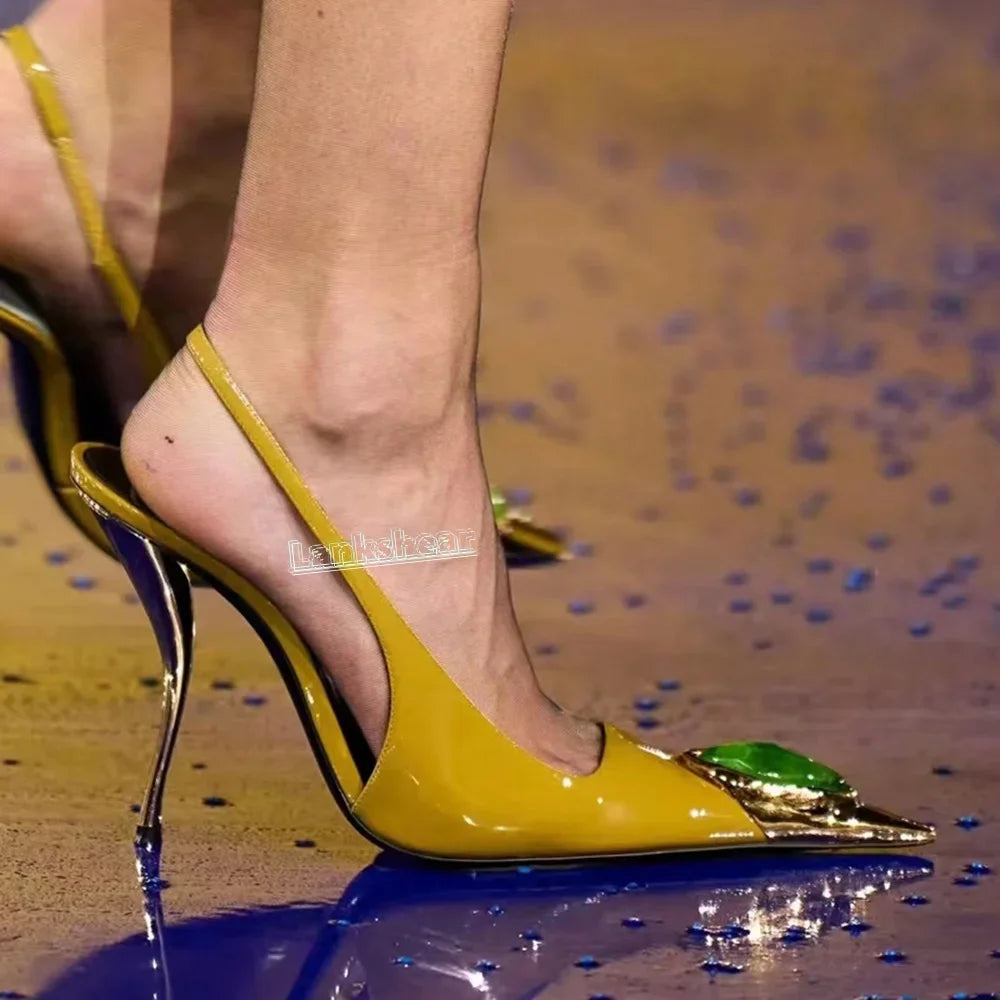 Metal Rhinestone Pointed Toe Women Sandals Gold Strange Heels Stilettos Slingback Sexy Summer Women Shoes Sexy Catwalk Dress
