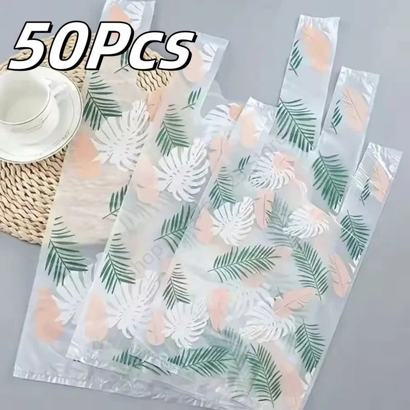 50Pcs Thickened Hand-held Plastic Bags Fashion Feather Pattern Vest Bag Supermarket Store Shopping Bag Wedding Party Candy Bags