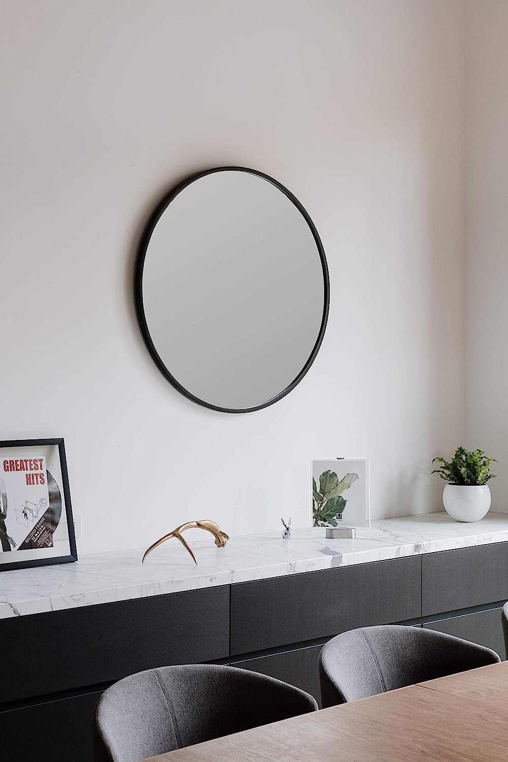 Round Rubber Wall Mirror 37 Inch Diameter With Protective Rubber Frame