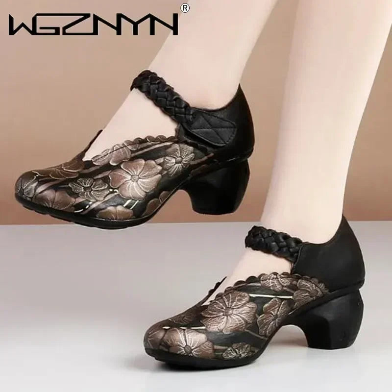 Hot Promotion 2025 New Spring Autumn Printing Red Wedding Black Banquet Shoes Fashion Elegance Women High Heel Retro Sneakers