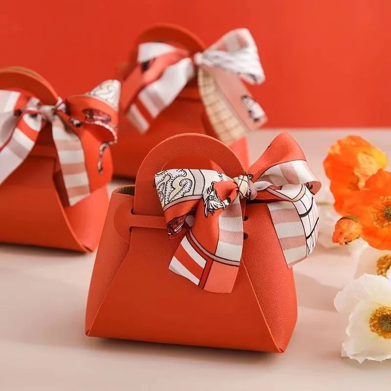 10PCS Distribute Leather Pink Gift Bags Wedding Favour Bag for Guest Mini Handbag with Ribbon Candy Packaging Box Party Decor