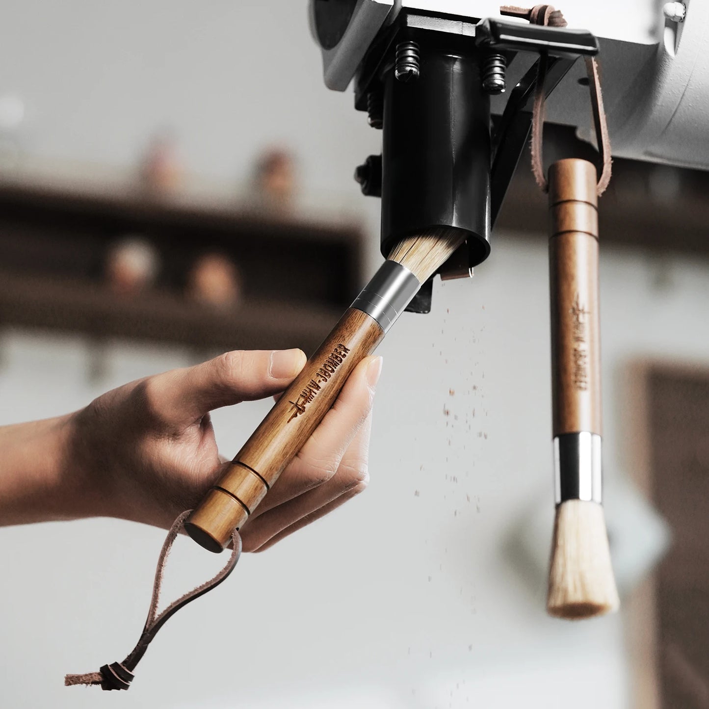 MHW 3BOMBER Coffee Powder Dust Cleaning Set Air Blower Wooden Brush for Coffee Grinder Blowing Pump for Camera Lens Keyboards