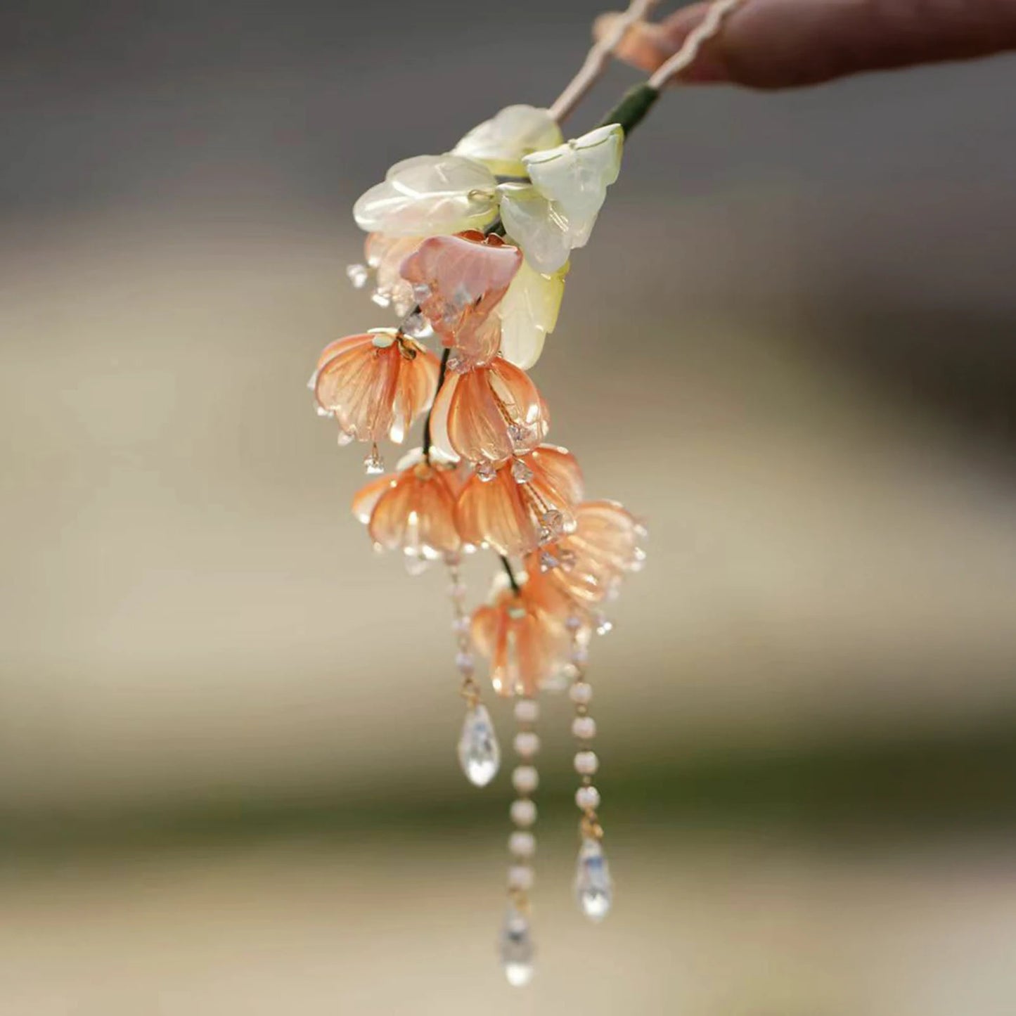 U Shaped Hair Sticks Forks New Chinese Style Flower Leaf Hairpins Side Clips Pearls Tassel Decor Women Chignon Hair Jewelry