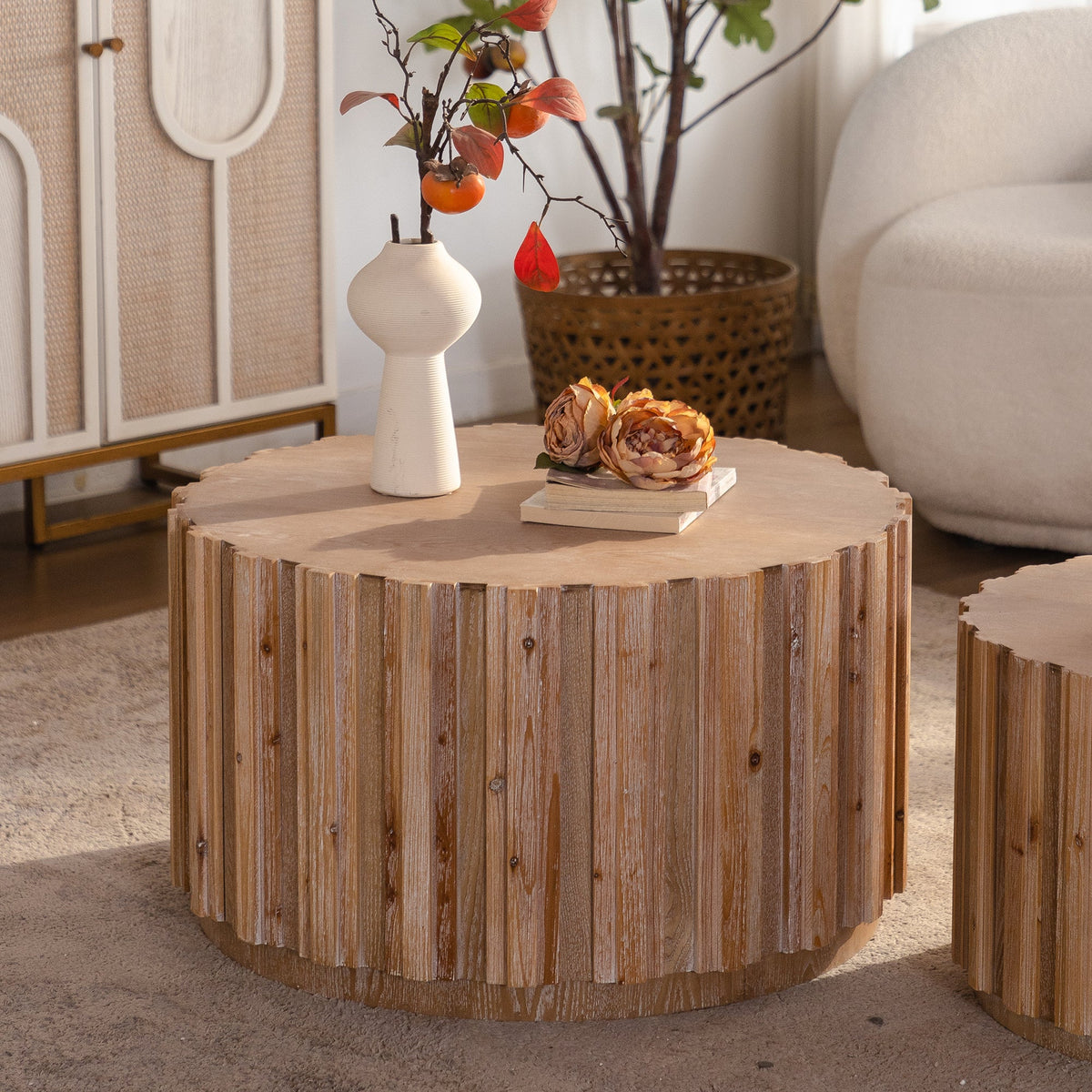 Round Nesting Coffee Tables Set of 2 with Vertical Slatted Wood-Look