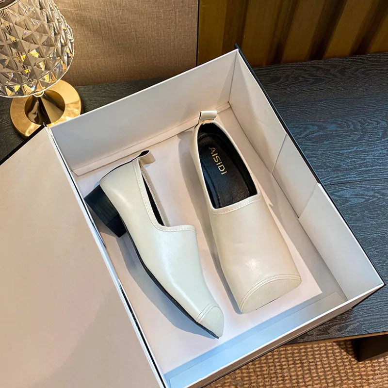 2025 Retro Square Toe Mary Janes Women's Pig Nose Ballet Shoes Autumn Slip On Low Heel French Style Pumps Mujer Plus Size 35-42