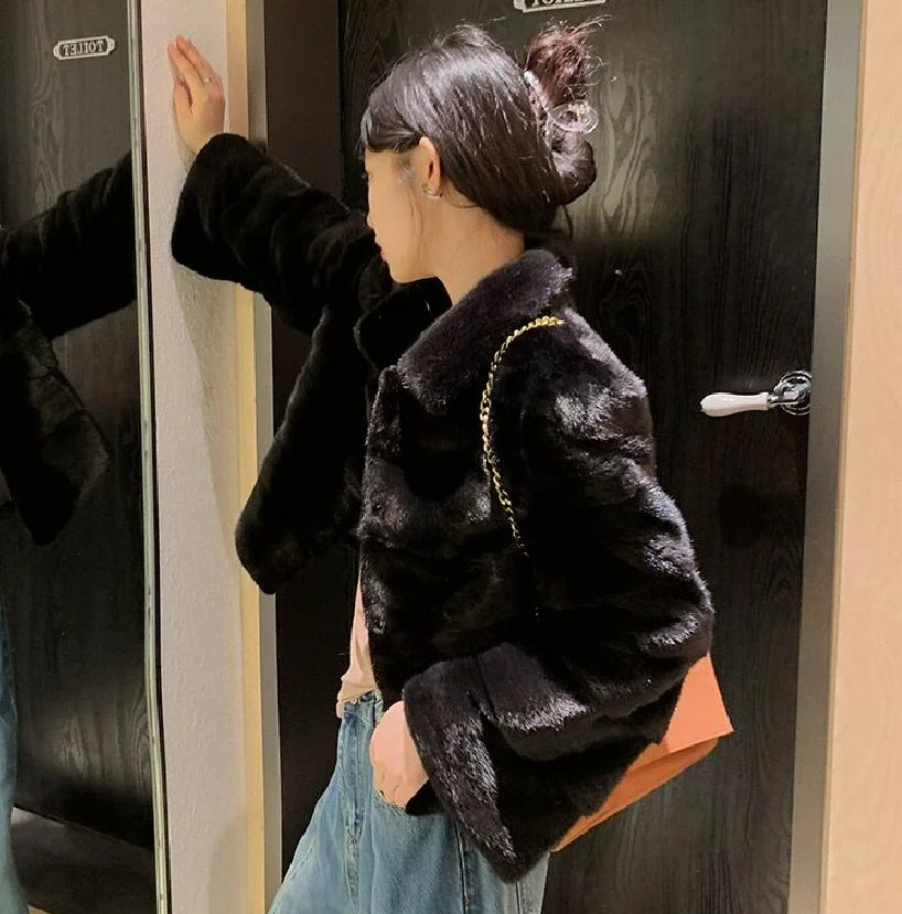 Fur coat for women, 100% genuine mink coat, warm and fashionable in winter