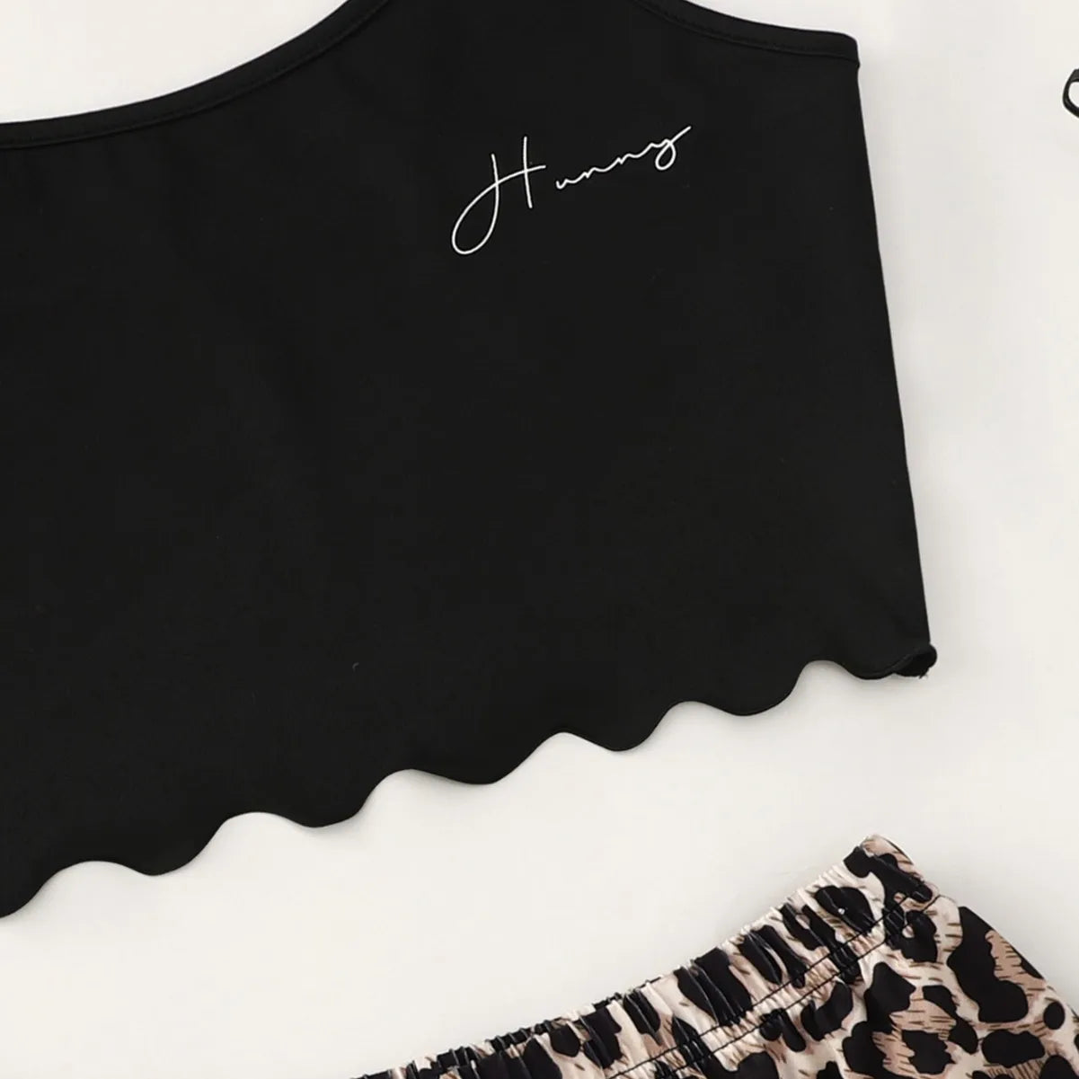 New Women's Pajamas Set Sexy Lingerie Leopard Print Sling Sleepwear V-Neck Sleeveless Top and Shorts Sets Pyjamas Homewear Hot