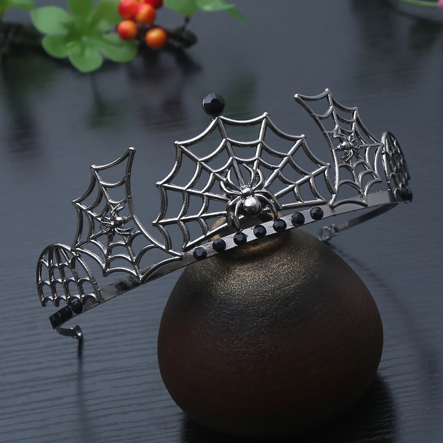 1pc Dark Goddess Gothic Style Halloween Niche Design Spider Web Crown Headpiece Makeup Ball Vampire Role-playing Hair Crown