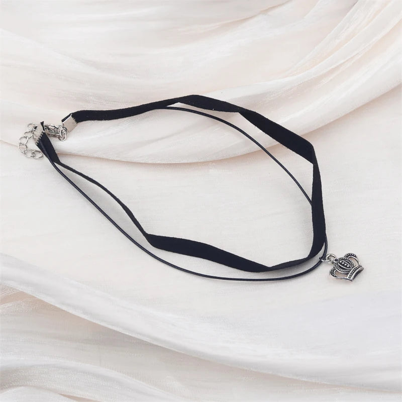 Black Faux Leather Velvet Chokers for Women Short Chain Small Necklaces Punk Skeleton Hand Pendants Collar Christmas Gifts