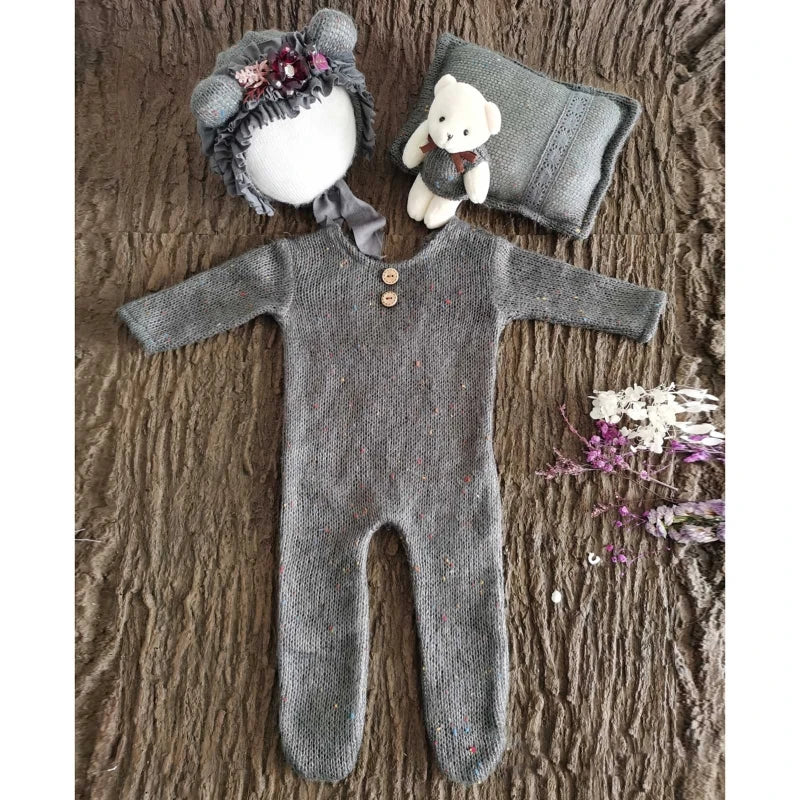 4 Pcs/Set Baby Clothes Newborn Photography Props Baby Romper Jumpsuit Hat Pillow Set With Cute Bear Doll Photo Shooting Outfits