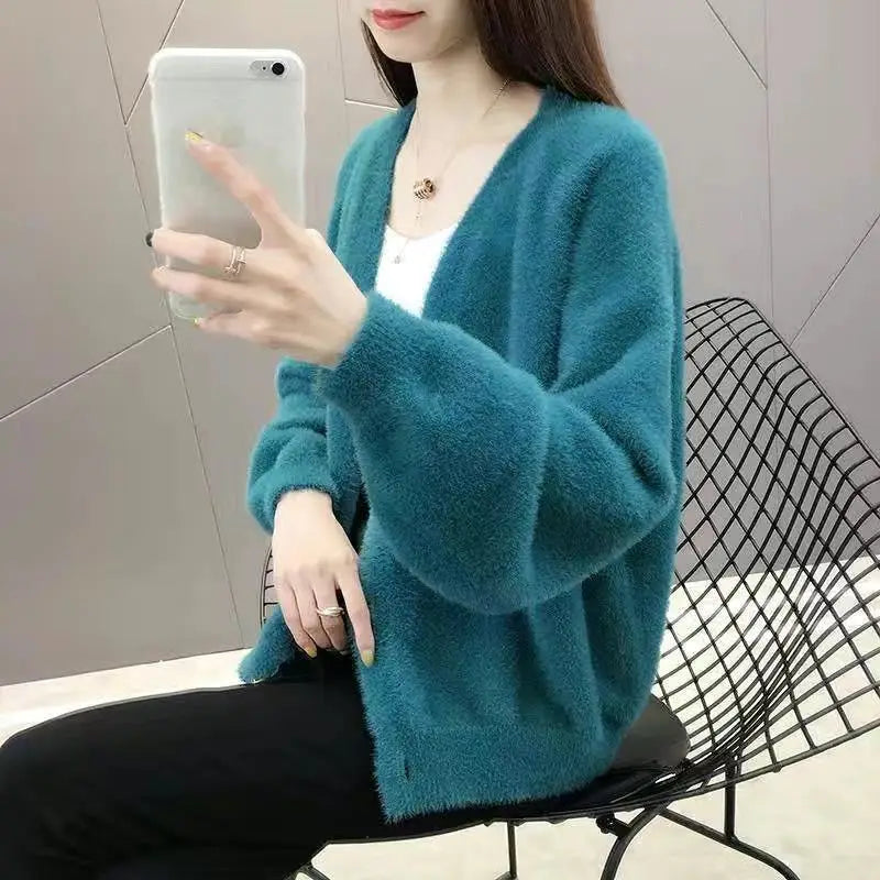 Women Autumnn New Chic Fashion Fluffy Soft Plush V-neck Knitted White Cardigan Sweater Coat Korean Fashion Tops Y2k