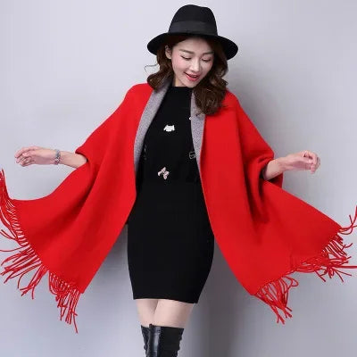 New Colors Black Women Outstreet Loose Knitwear Capes Solid Autumn Winter Knitted Batwing Sleeves Long Poncho Female Tassel Coat
