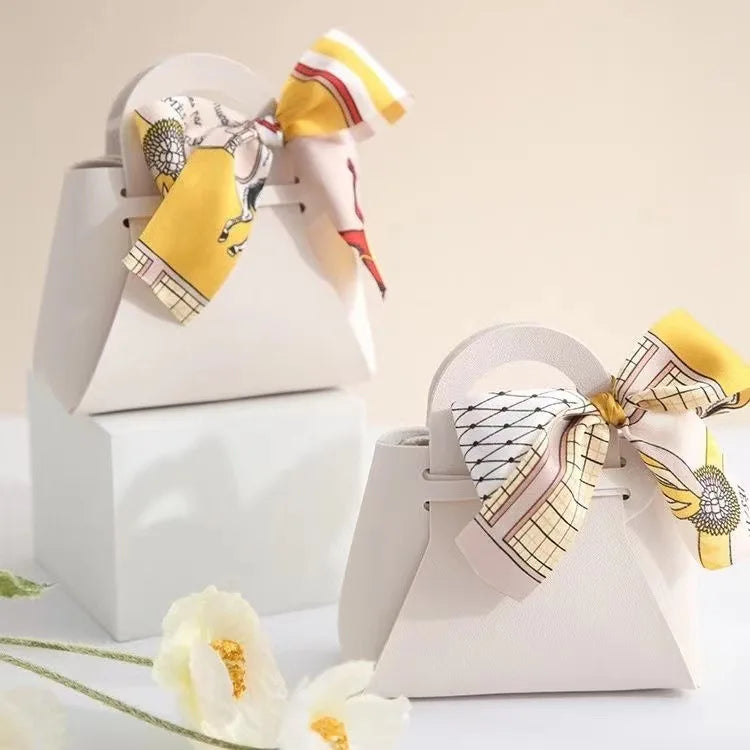 10PCS Distribute Leather Pink Gift Bags Wedding Favour Bag for Guest Mini Handbag with Ribbon Candy Packaging Box Party Decor