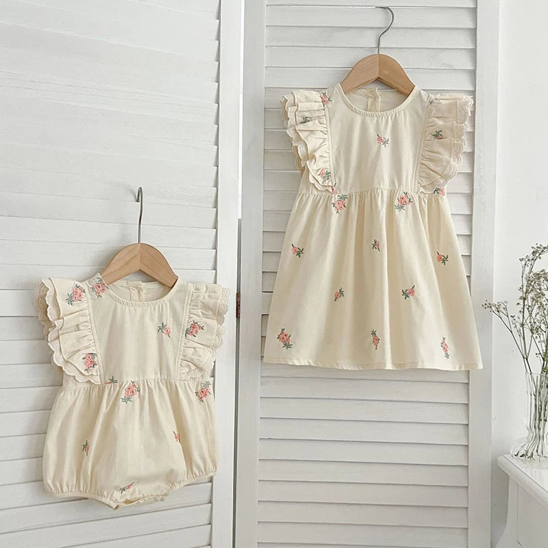Summer Matching Sister Dress Outfit Baby Girls Clothes Girls Lace Flying Sleeves Dress Embroider Baby Girl Romper Princess Dress