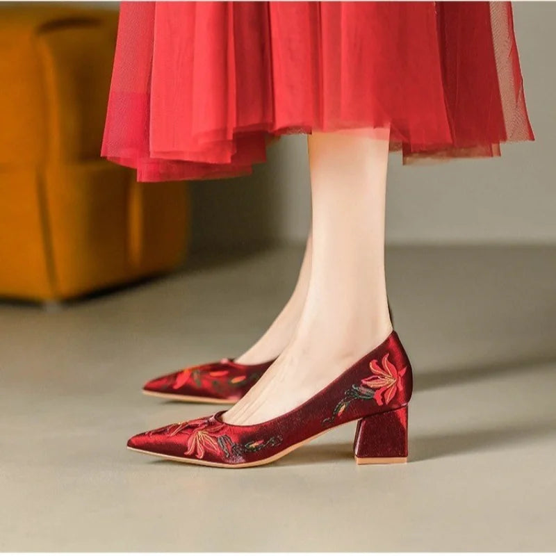 Spring Red Wedding Shoes Embroidered Shoes XiuHe Natural Chinese Bride Shoes High Heel Documentary Code Wedding High-heeled Shoe