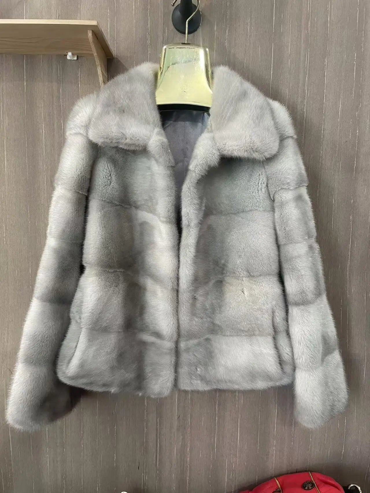 Fur coat for women, 100% genuine mink coat, warm and fashionable in winter