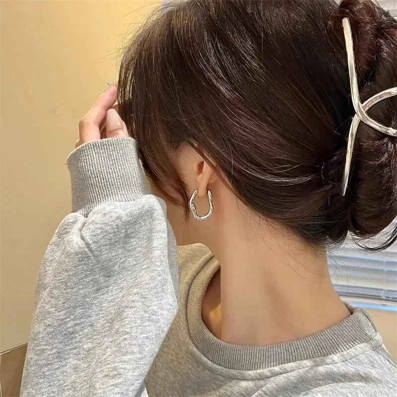 Gold Silver Color Irregular Geometric Metallic Hoop Earrings for Women Simple Cool Ear Buckle Personalized Party Fashion Jewelry