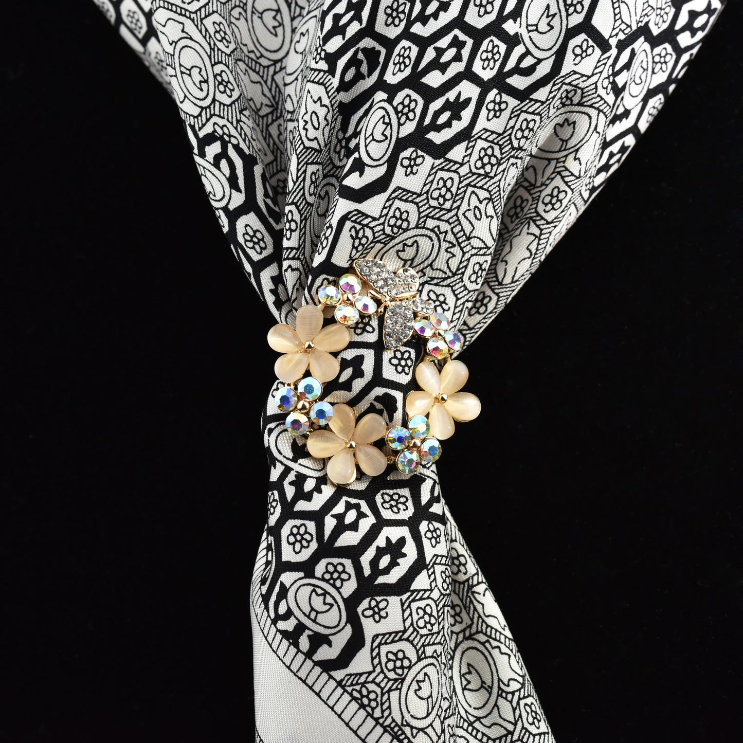 Bueaty fashion handmade opal flower jewelry pin hijab pins and brooches rhinestone butterfly  wholesale for women