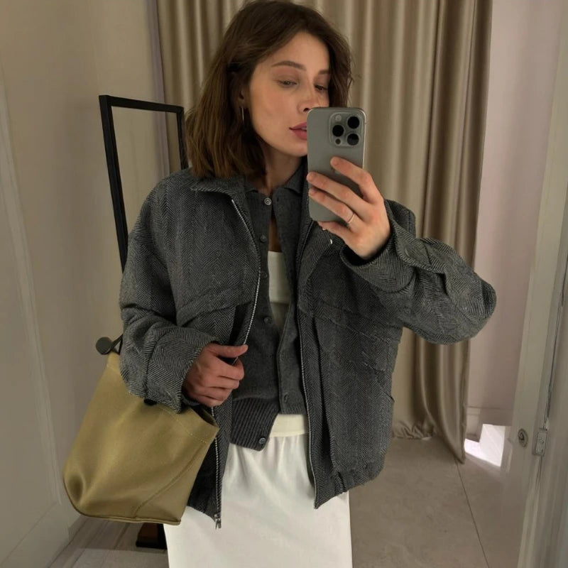 TARUXY Fashion Zipper Pocket Jacket Women Lapel Solid Vintage Casual Buttons Long Sleeve Loose Coat 2025 Autumn Female Outwears