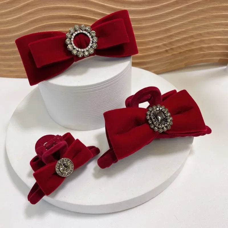 Red Velvet Bow Hair Claw Pearl Rhinestone Tassel Hair Clips for Women Temperament Headpiece Bride Wedding Party Hair Accessories
