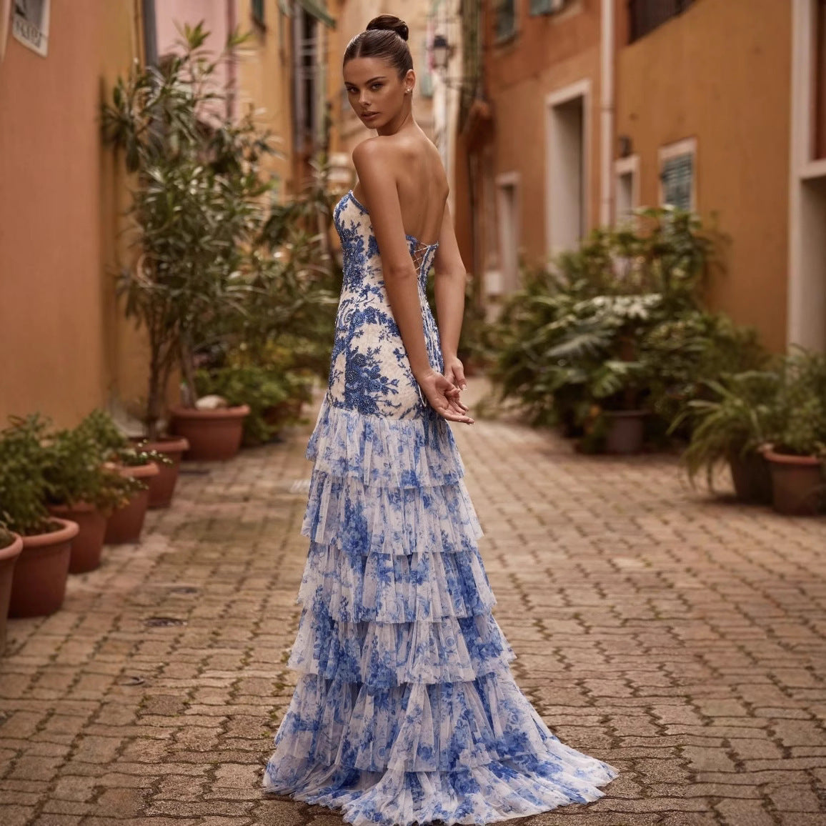 Printed Strapless Dress : Stylish And Sexy